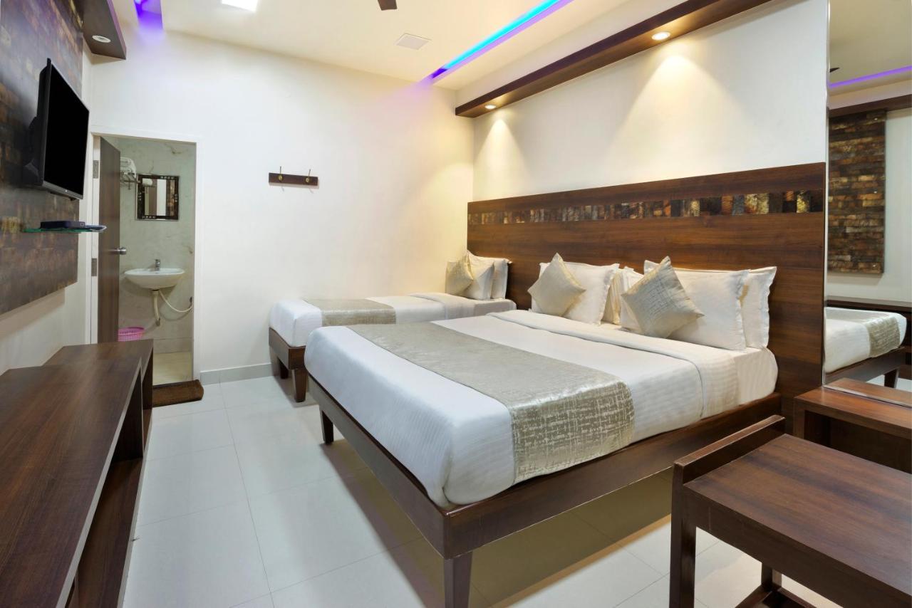 Mannars Deluxe Lodge Mysore Exterior foto